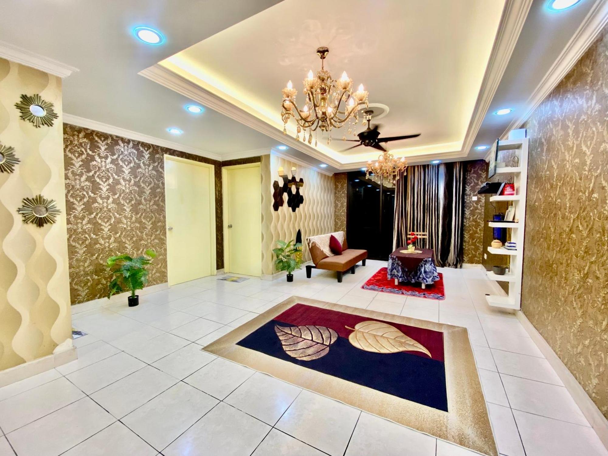 Putravilla Condominium Lovely & Spacious With Public Pool Kampong Kerdas Kültér fotó